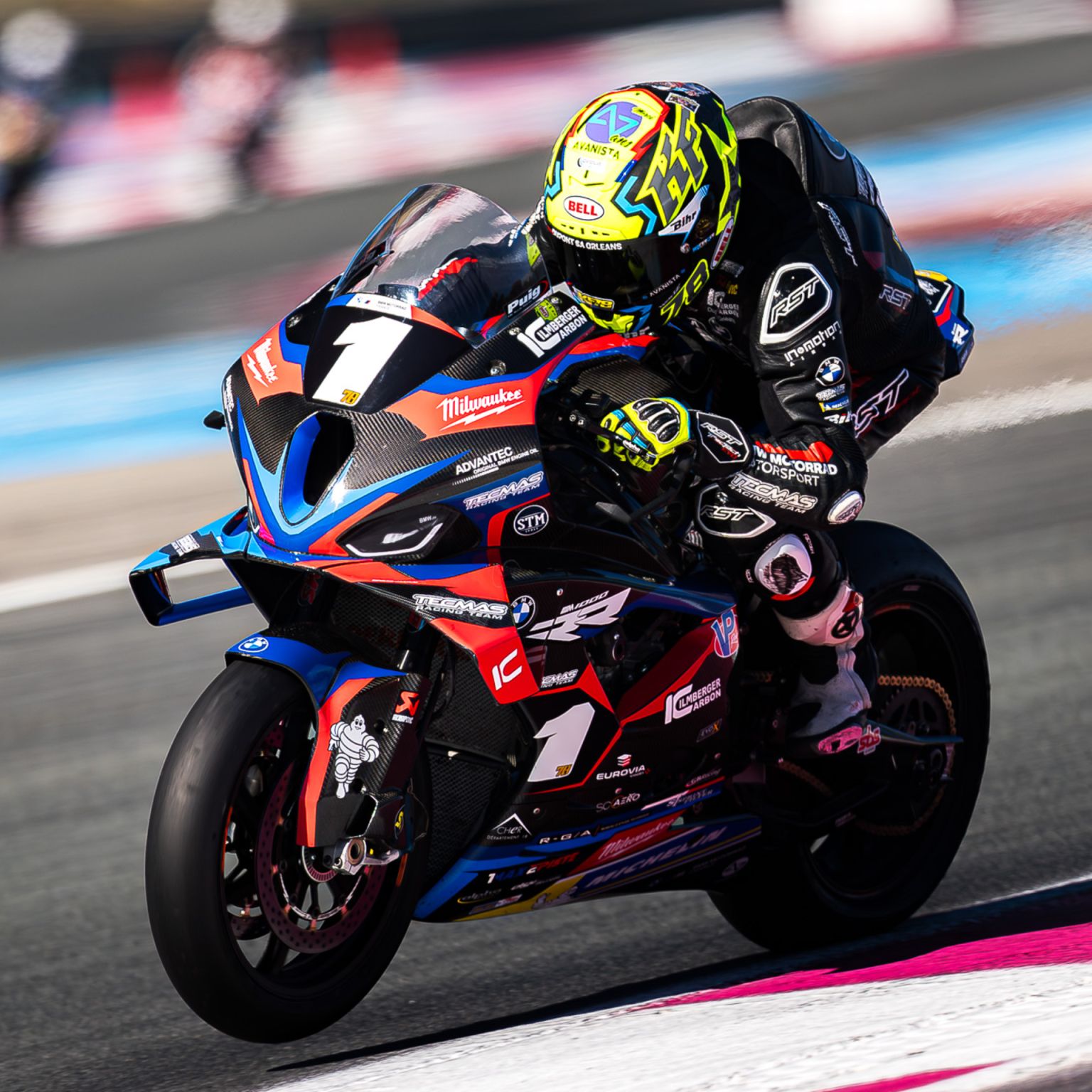 Illustration airbags connectés In&motion